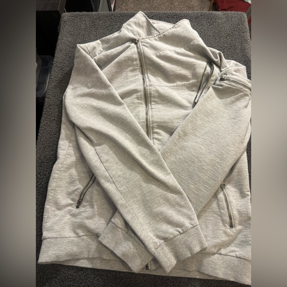 MG Black Label Women's Gray Zip-Up Sweater